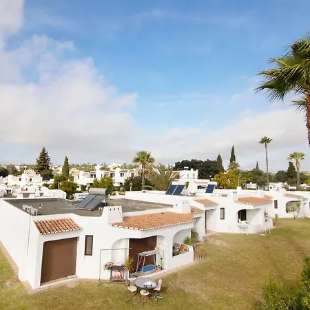 Ema Clube Em Albufeira