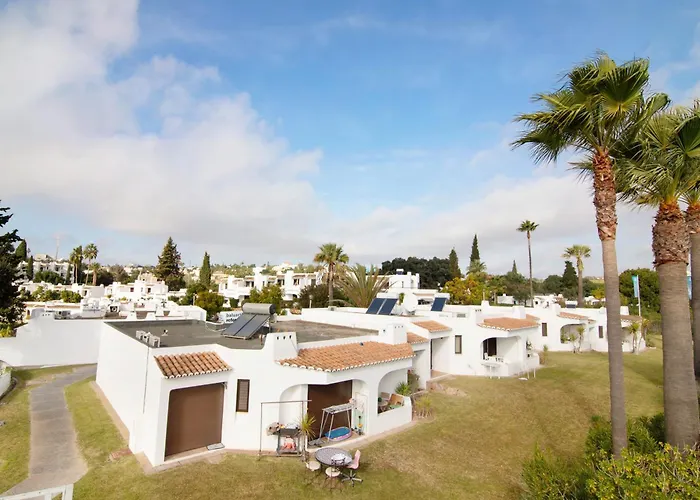 Ema Clube Em Albufeira